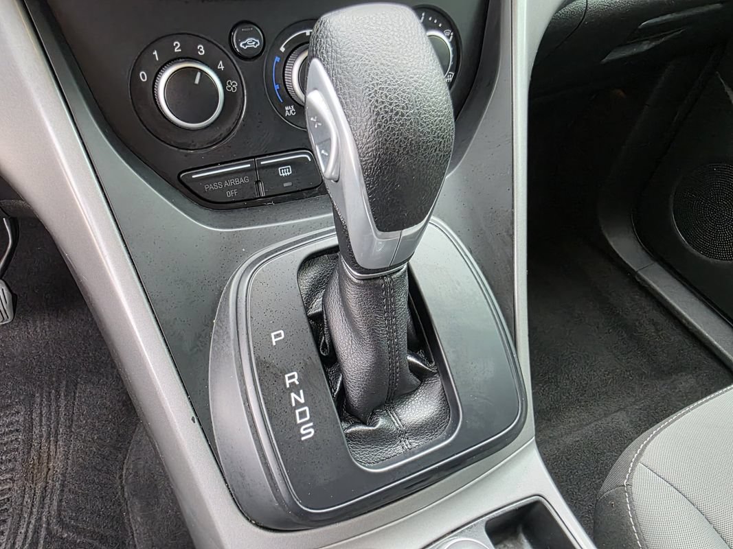 Used 2015 Ford Escape SE FWD image 24