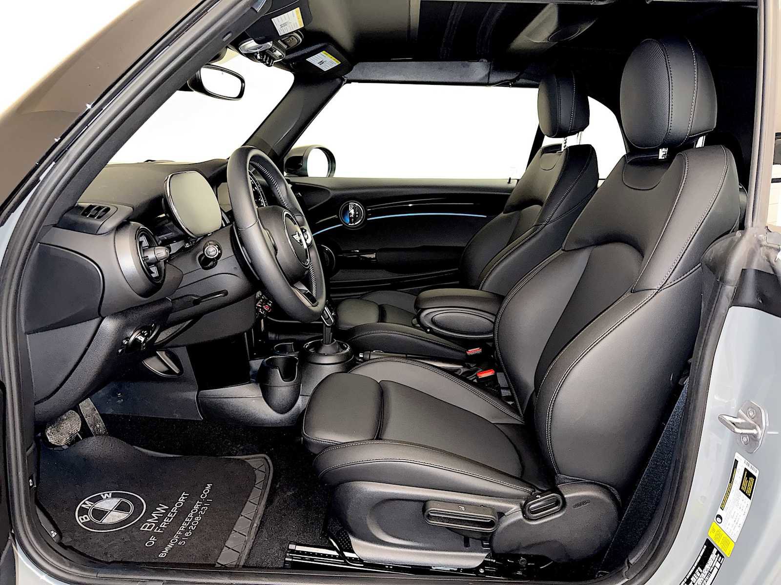 Used 2023 MINI Cooper S image 9