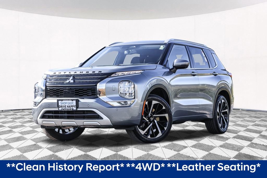 Used 2022 Mitsubishi Outlander SEL image 2