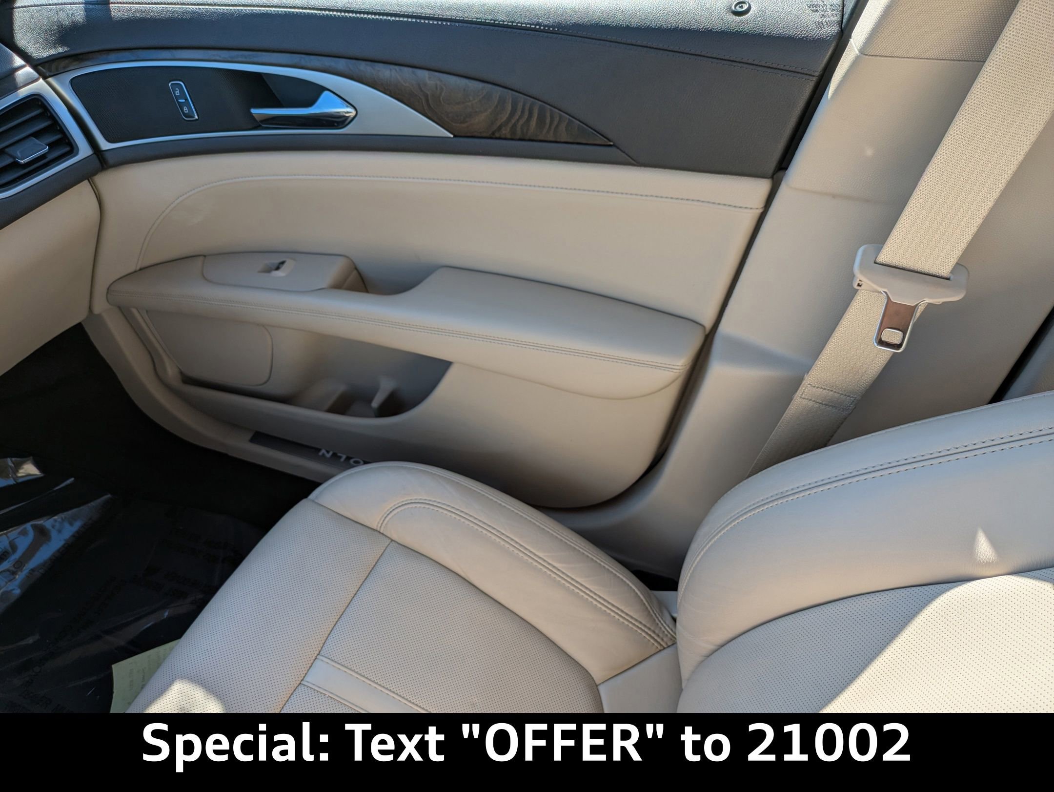 Used 2017 Lincoln MKZ Reserve image 17