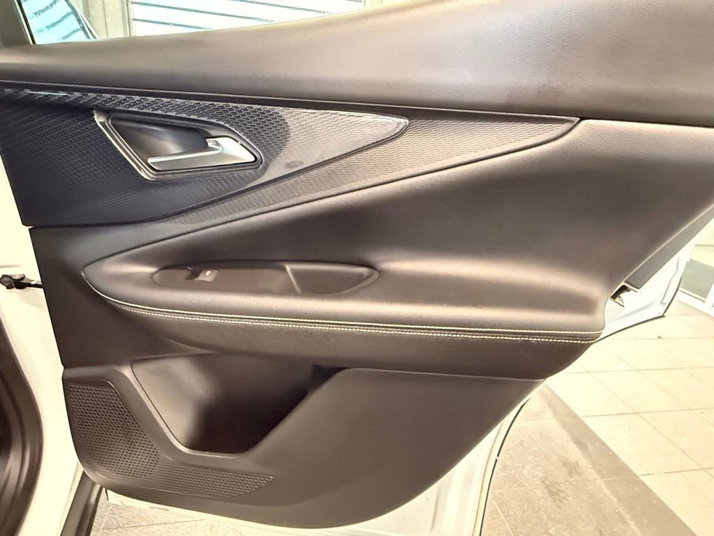 Used 2024 Chevrolet Blazer EV LT image 39