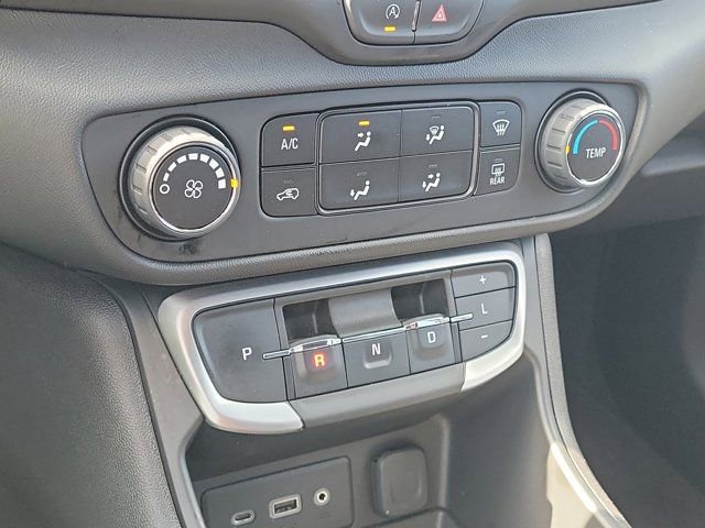 Used 2024 GMC Terrain SLE FWD image 25
