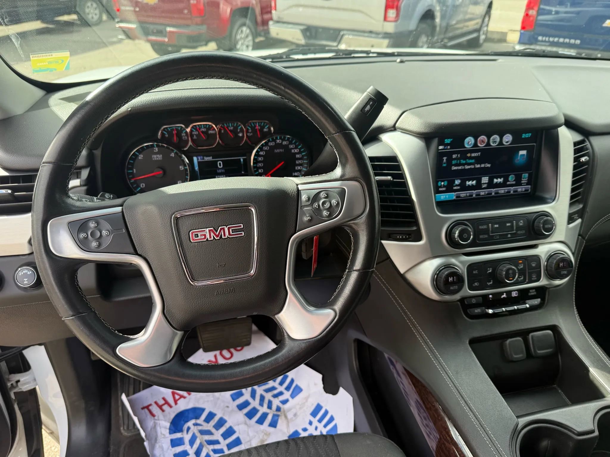 Used 2019 GMC Yukon SLE w/ SLE Value Package image 19