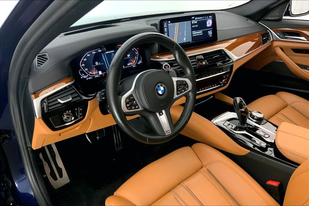 Used 2023 BMW M550i xDrive w/ Executive Package AWD/4WD image 21