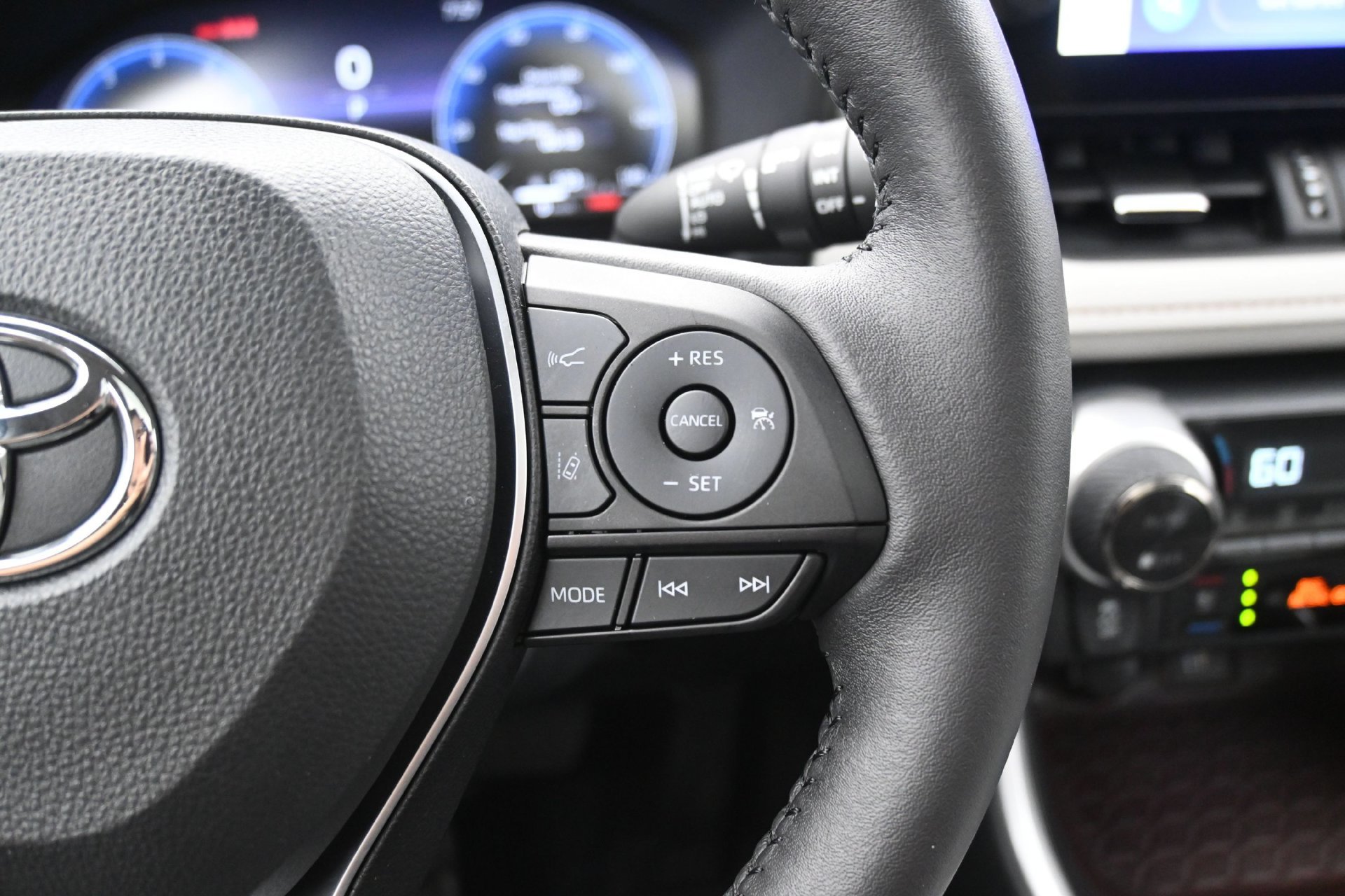 Used 2024 Toyota RAV4 Limited w/ Weather Package AWD/4WD image 22