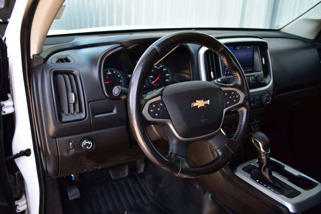 Used 2022 Chevrolet Colorado LT w/ Fleet Safety Package RWD image 32