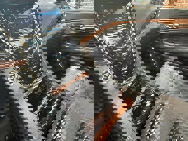 Used 2018 Cadillac Escalade Luxury image 27