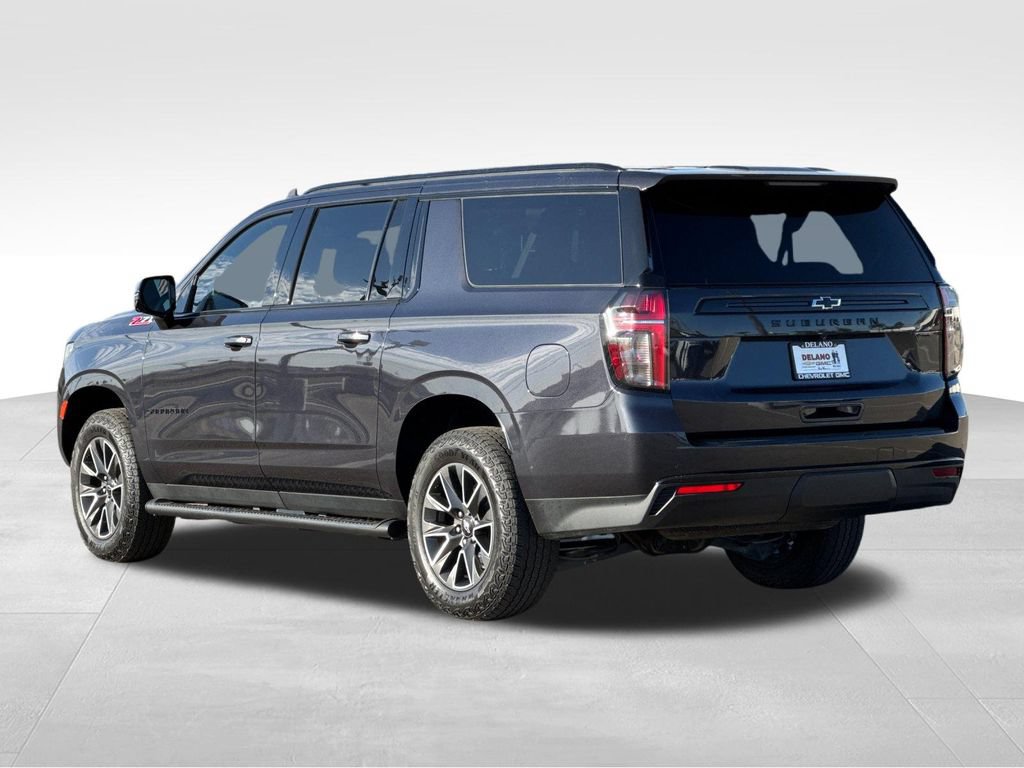 Used 2023 Chevrolet Suburban Z71 w/ Luxury Package AWD/4WD image 3