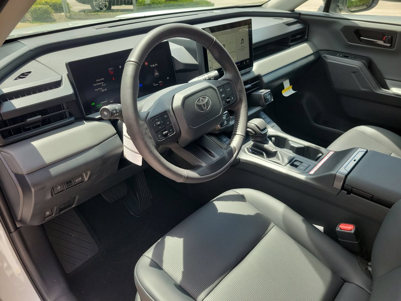 Used 2026 Toyota RAV4 XLE Premium FWD image 17