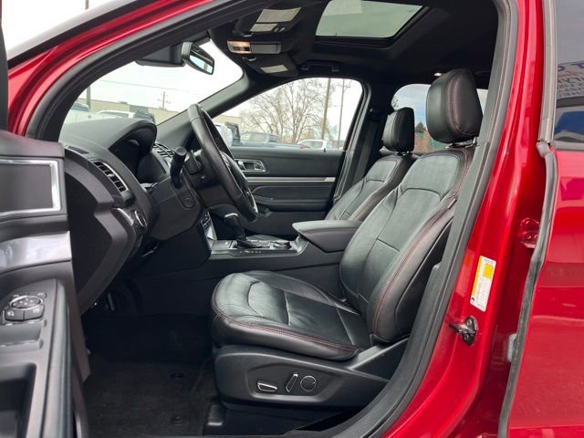 Used 2018 Ford Explorer Sport w/ Equipment Group 401A image 33