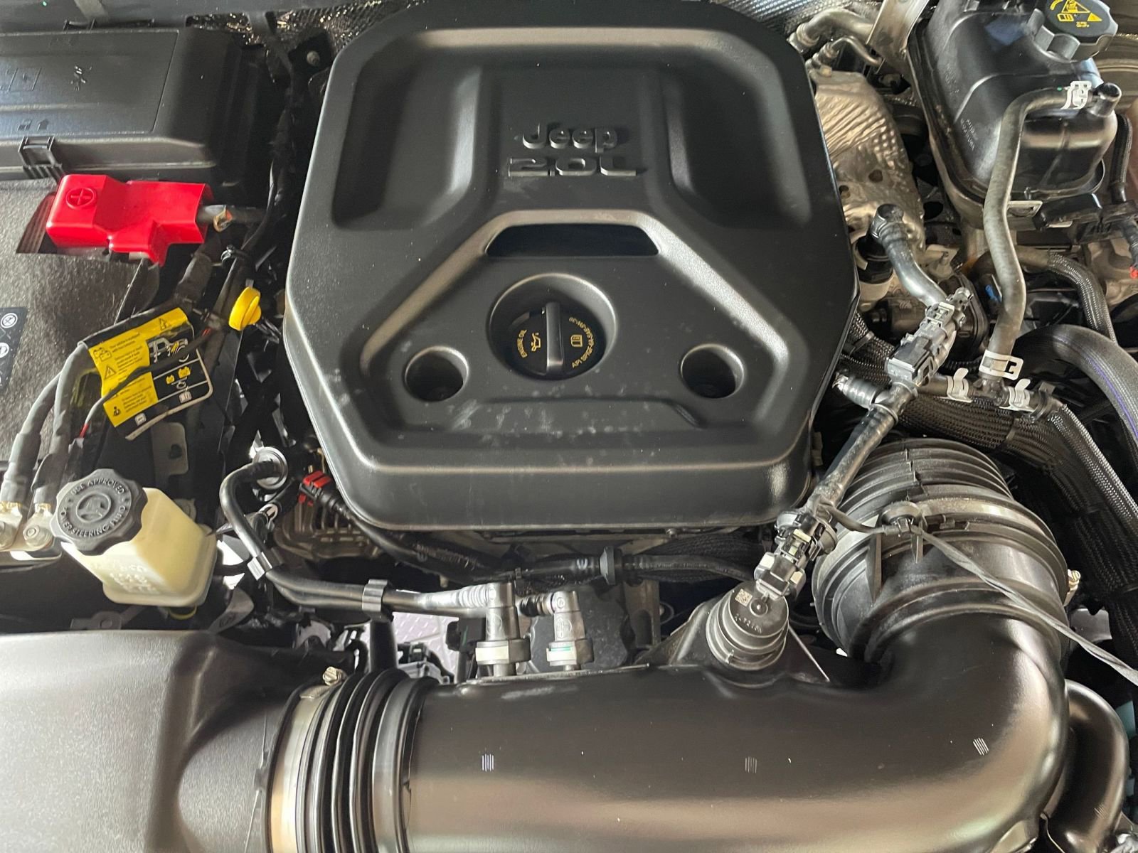 Used 2025 Jeep Wrangler Unlimited Sport AWD/4WD image 41