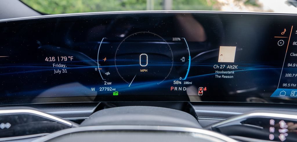 Used 2024 Cadillac Lyriq Tech RWD image 9
