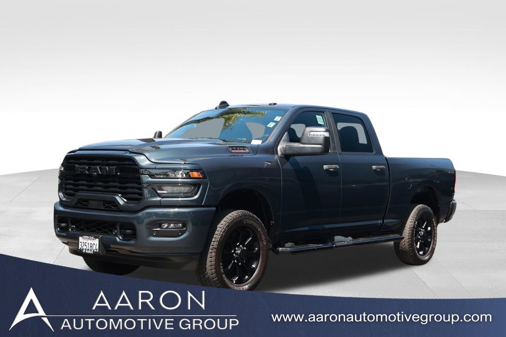 Used 2025 RAM 2500 Big Horn AWD/4WD image 1