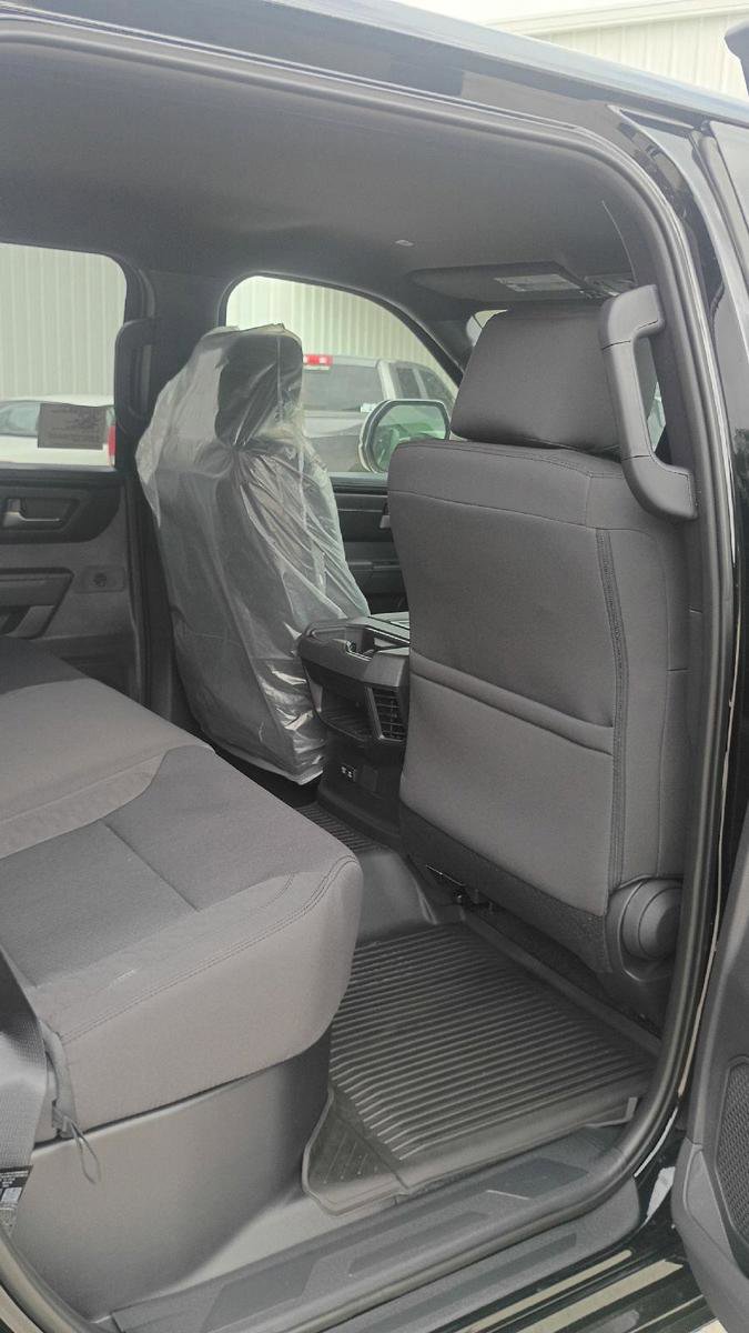 New 2026 Toyota Tundra SR5 AWD/4WD image 18