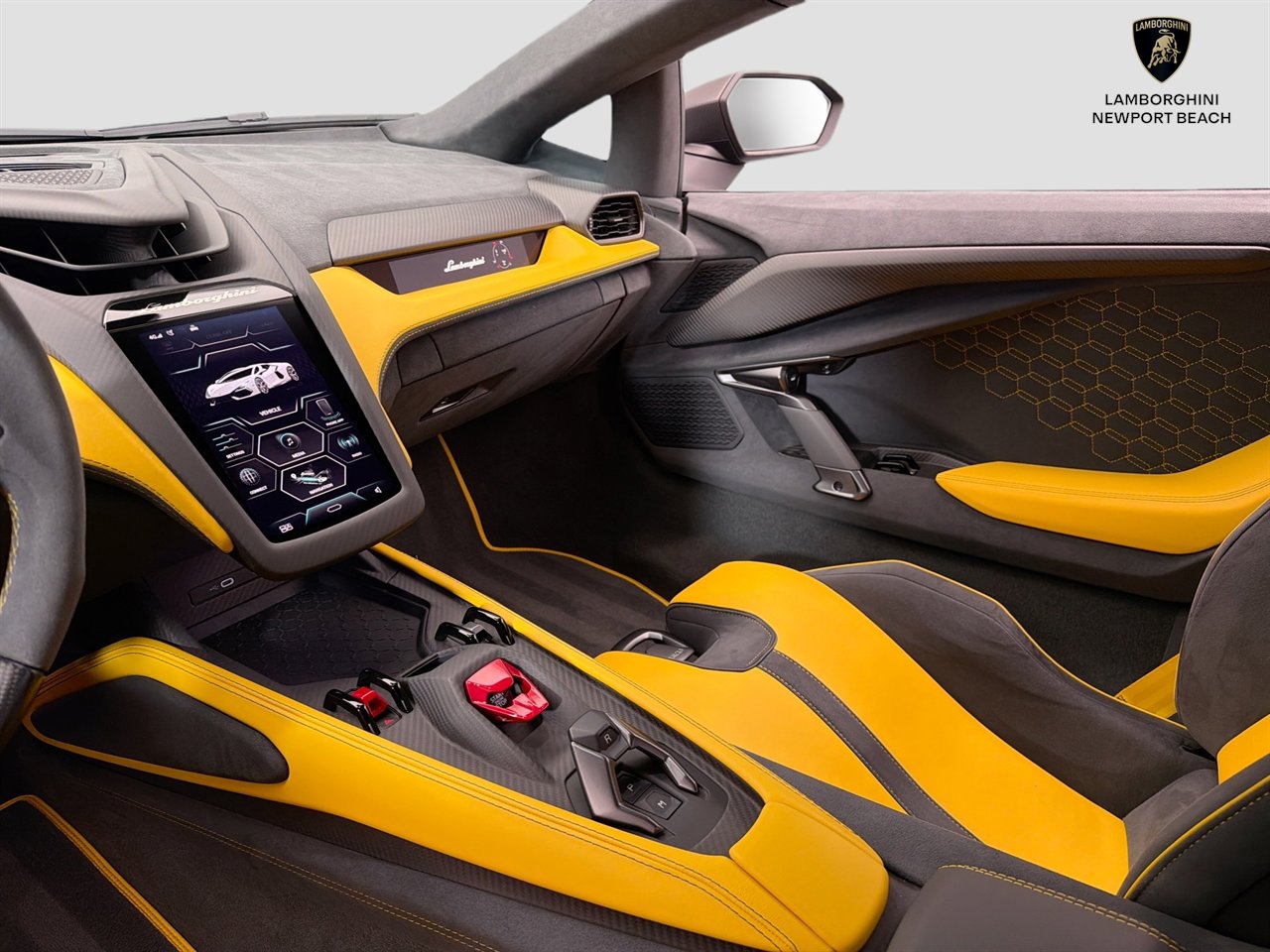 Used 2025 Lamborghini Revuelto AWD/4WD image 22