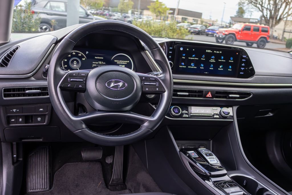 Certified 2023 Hyundai Sonata SEL w/ Convenience Package image 16