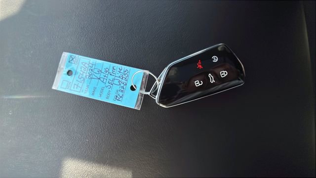 Used 2024 Volkswagen Atlas Cross Sport SEL Premium R-Line image 30