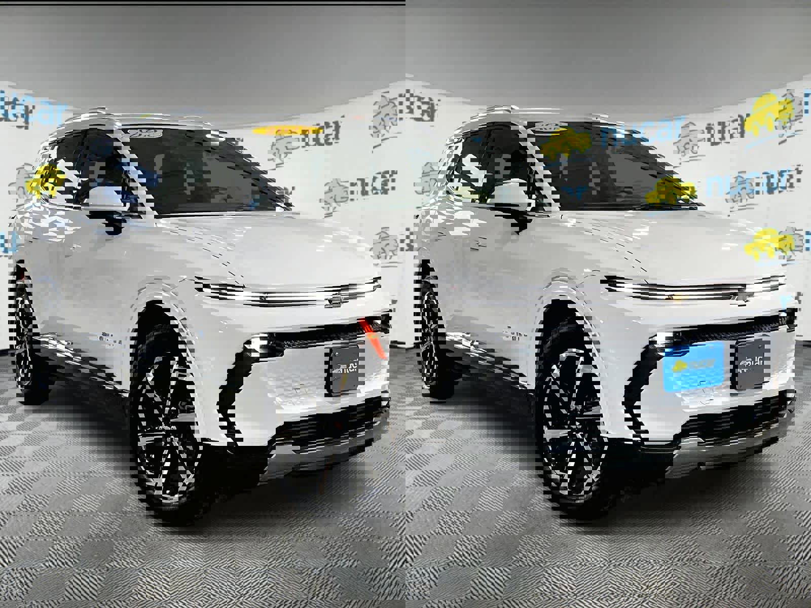 Used 2025 Chevrolet Equinox EV LT w/ Convenience Package