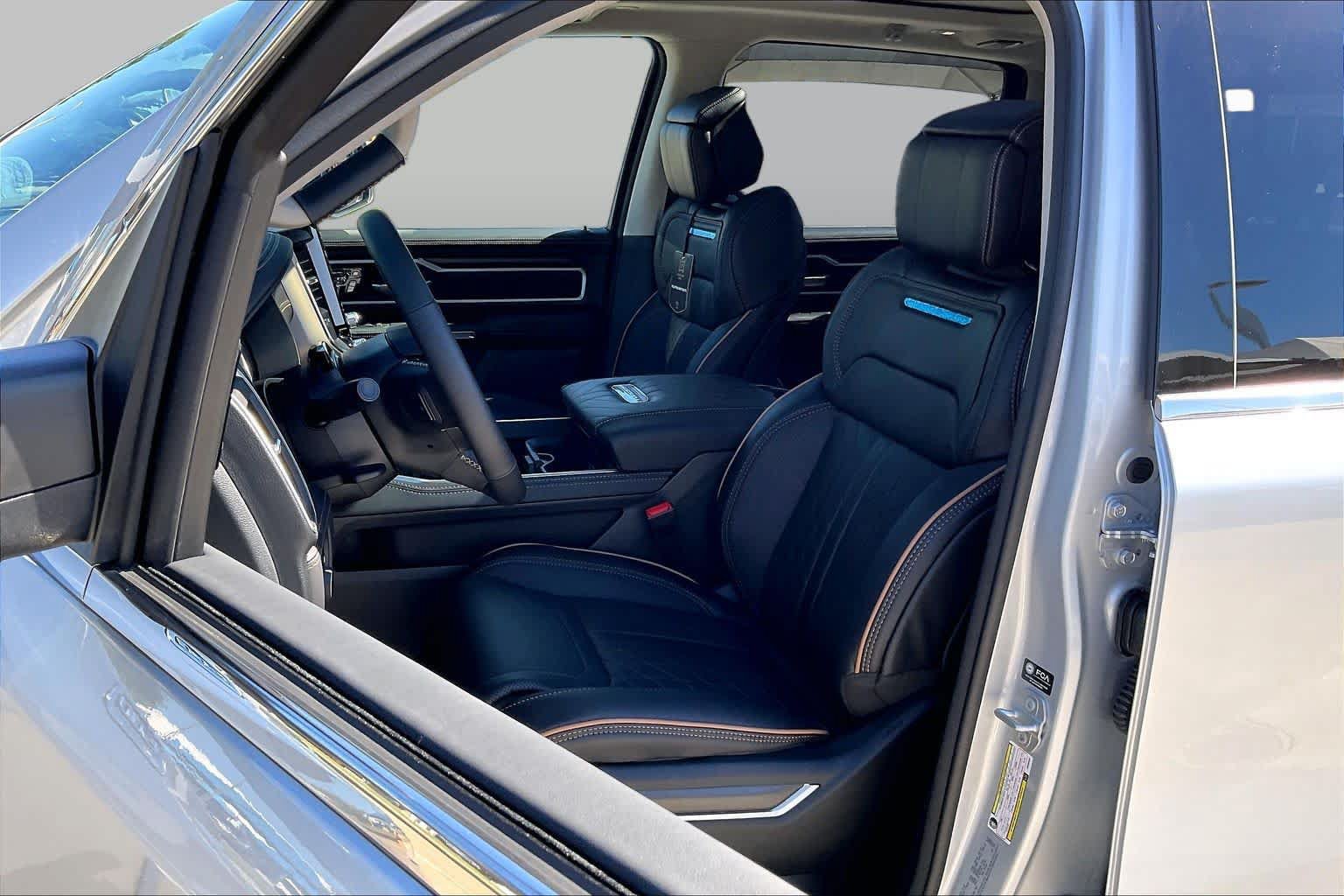 New 2027 RAM 1500 Tungsten AWD/4WD image 9