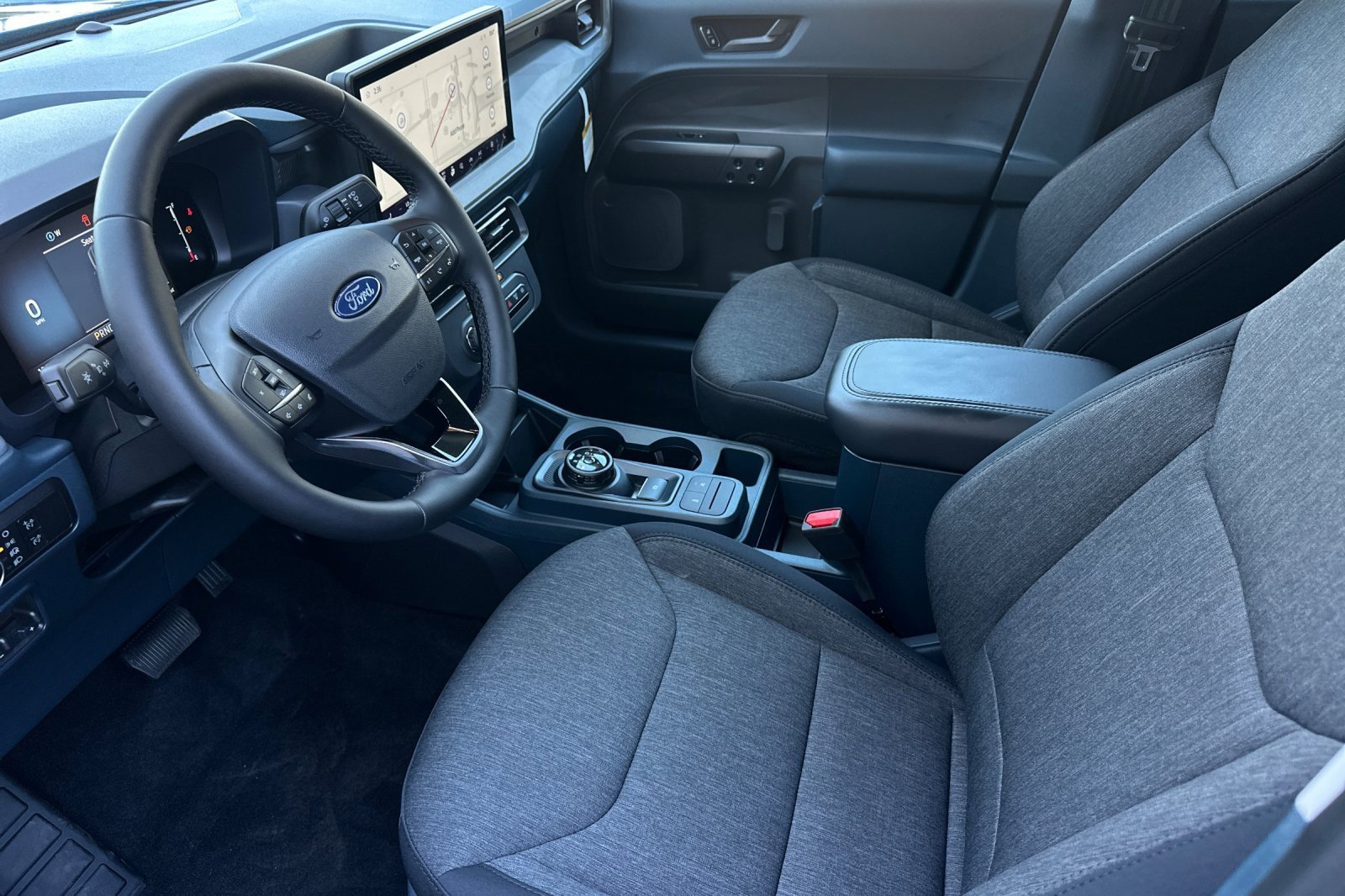 New 2025 Ford Maverick XLT w/ XLT Luxury Package image 9