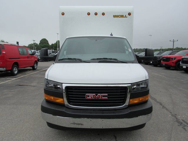 New 2025 GMC Savana 3500 w/ Power Convenience Package image 4
