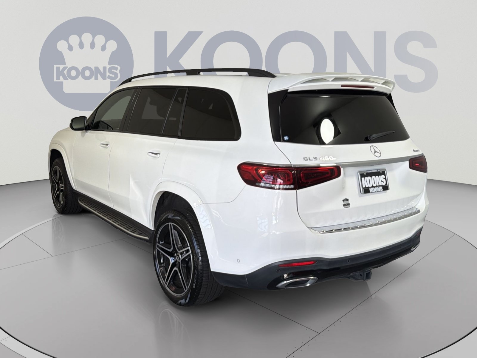 Used 2023 Mercedes-Benz GLS 450 4MATIC w/ AMG Line Exterior image 4