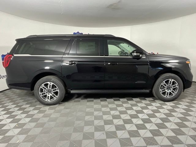 New 2026 Ford Expedition Max Active image 2