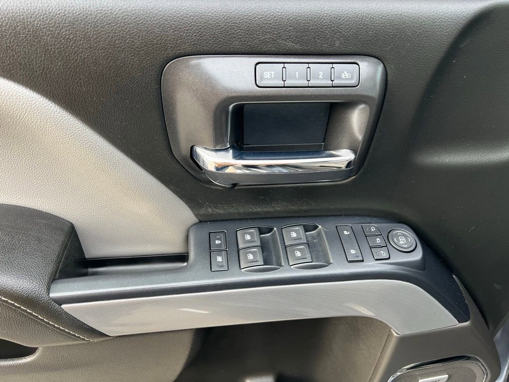 Used 2018 Chevrolet Silverado 1500 LTZ Z71 w/ Centennial Edition image 15