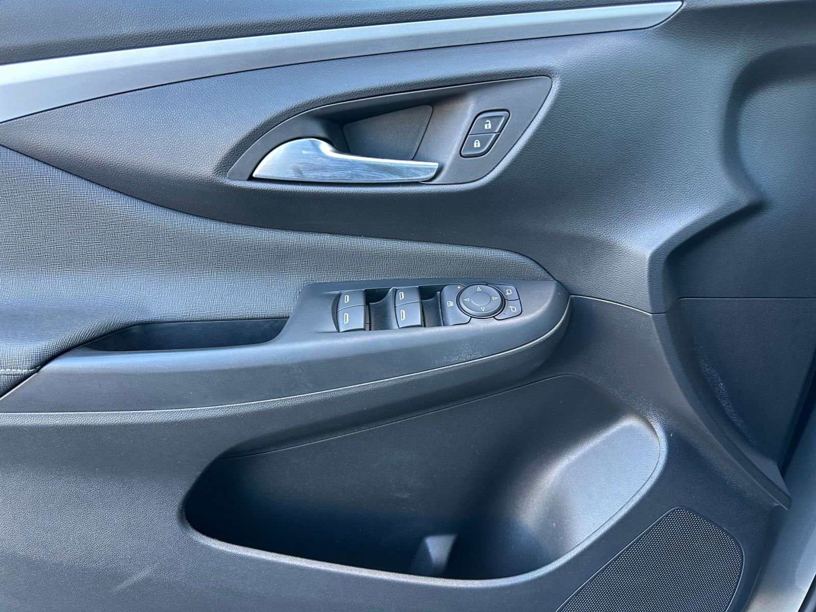 Used 2025 Buick Envista Preferred image 20