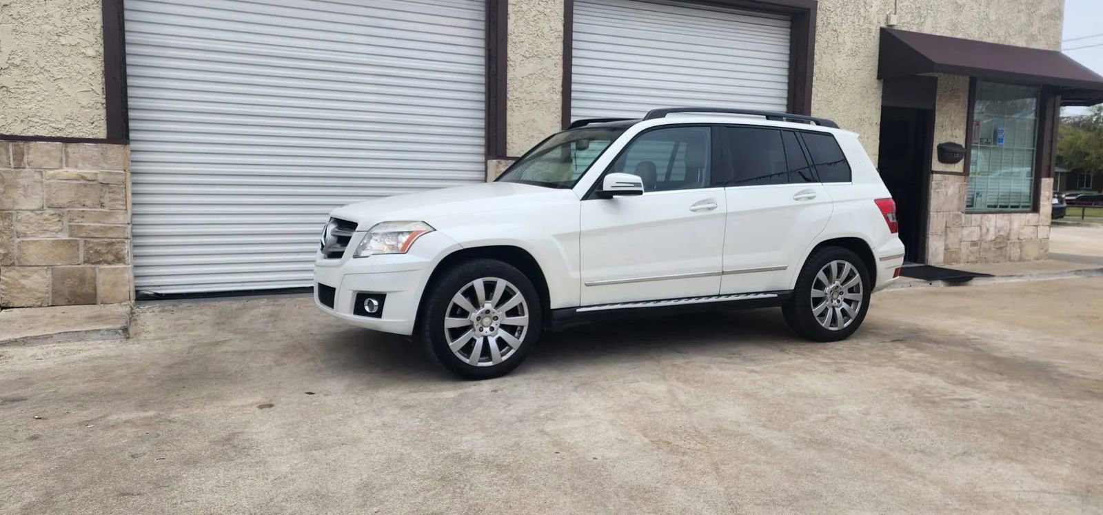 Used 2012 Mercedes-Benz GLK 350 2WD image 8