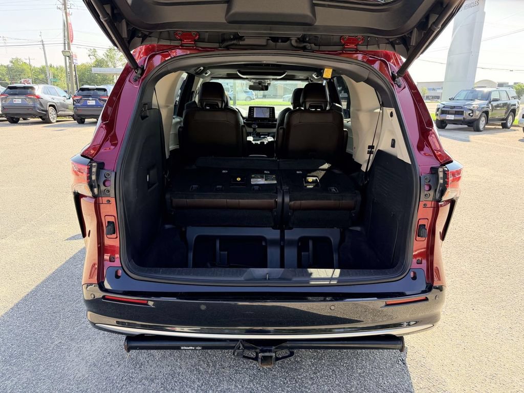 Certified 2021 Toyota Sienna Platinum AWD/4WD image 15