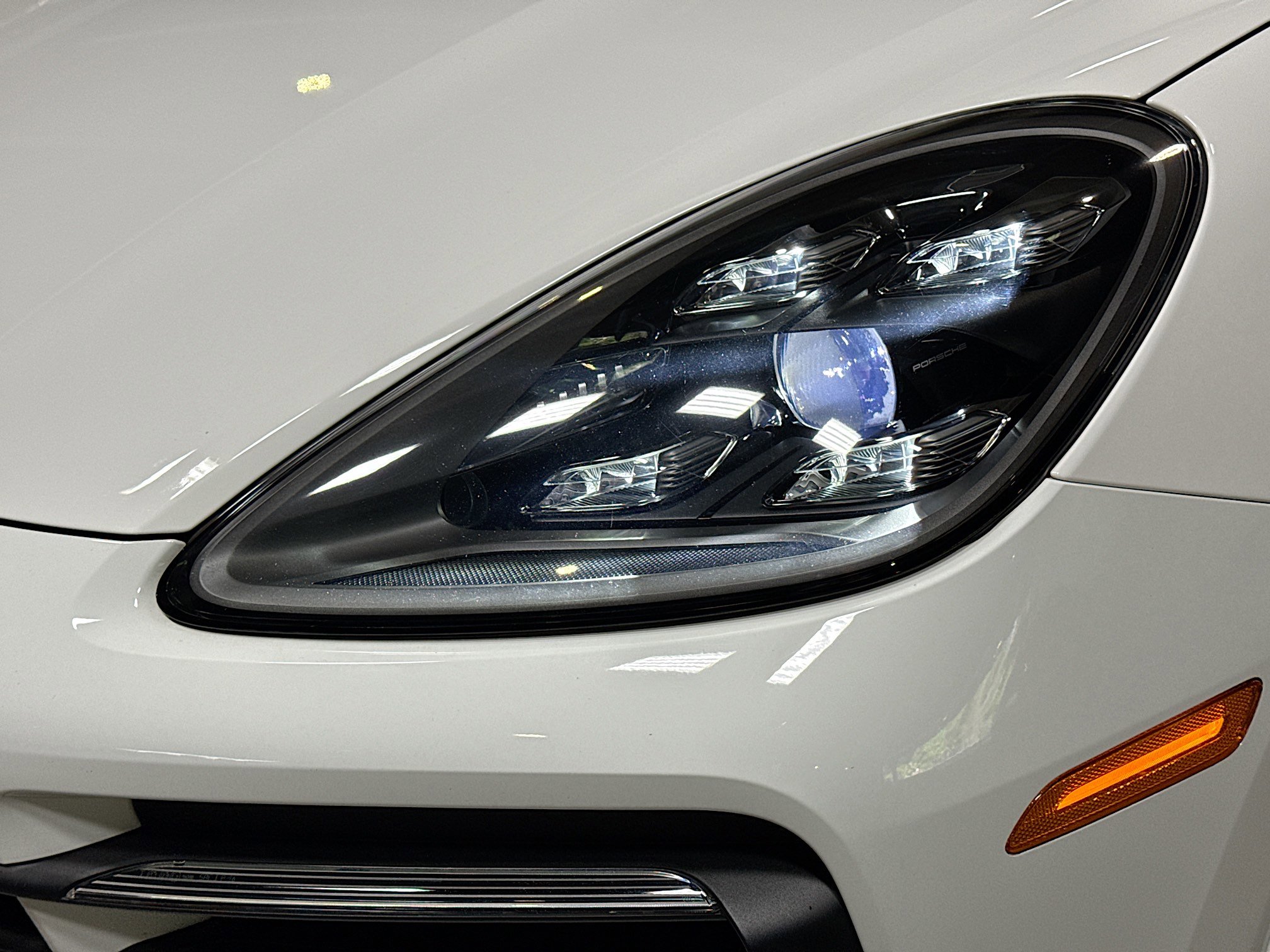 Certified 2022 Porsche Cayenne Coupe image 10