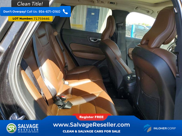 Used 2019 Volvo XC60 T5 Momentum w/ Premium Package FWD image 13
