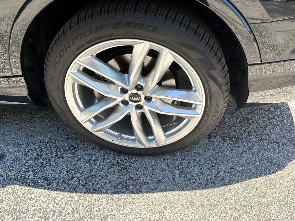 Used 2025 Audi Q7 3.0T Premium Plus image 6