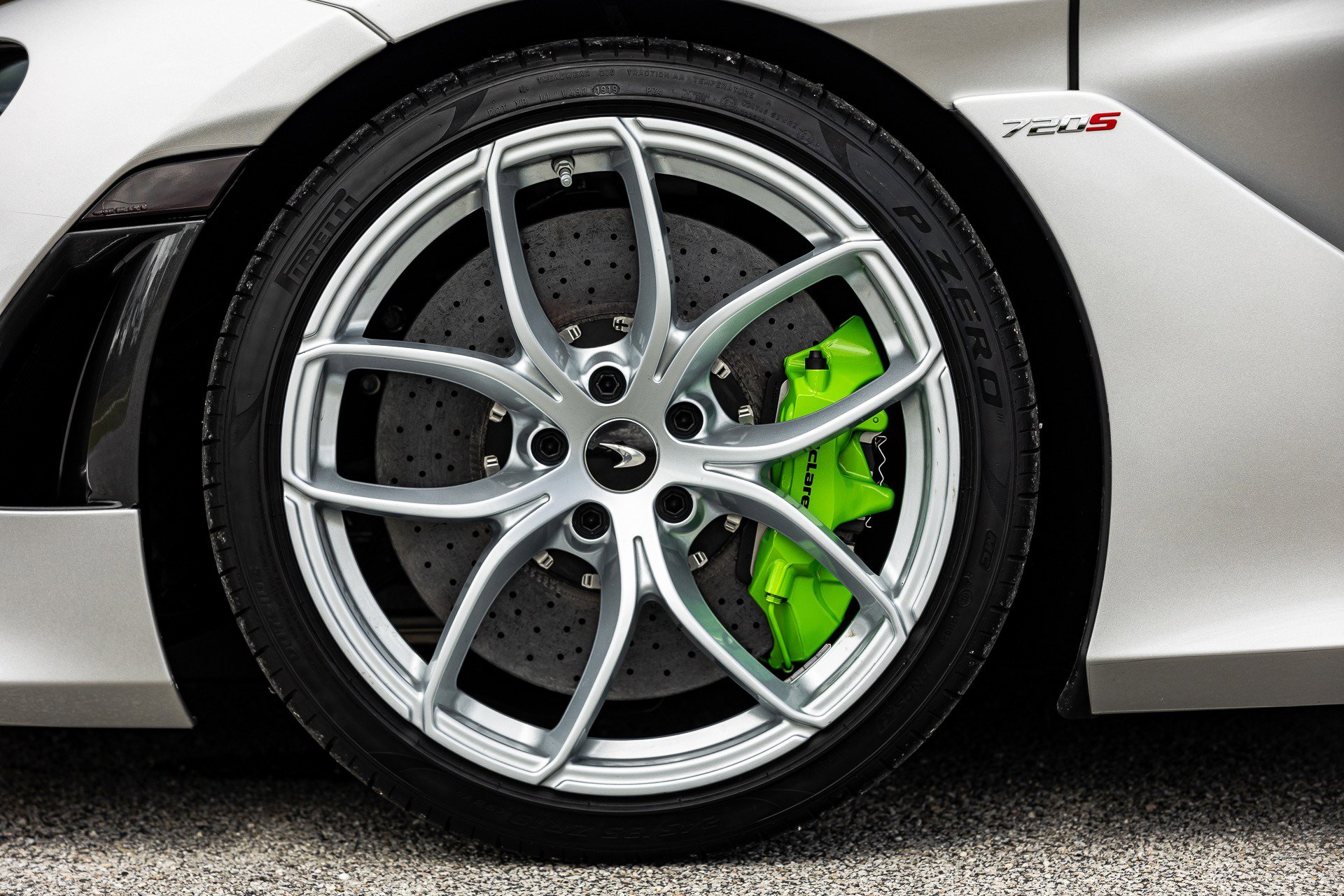 Used 2020 McLaren 720S Luxury RWD image 18