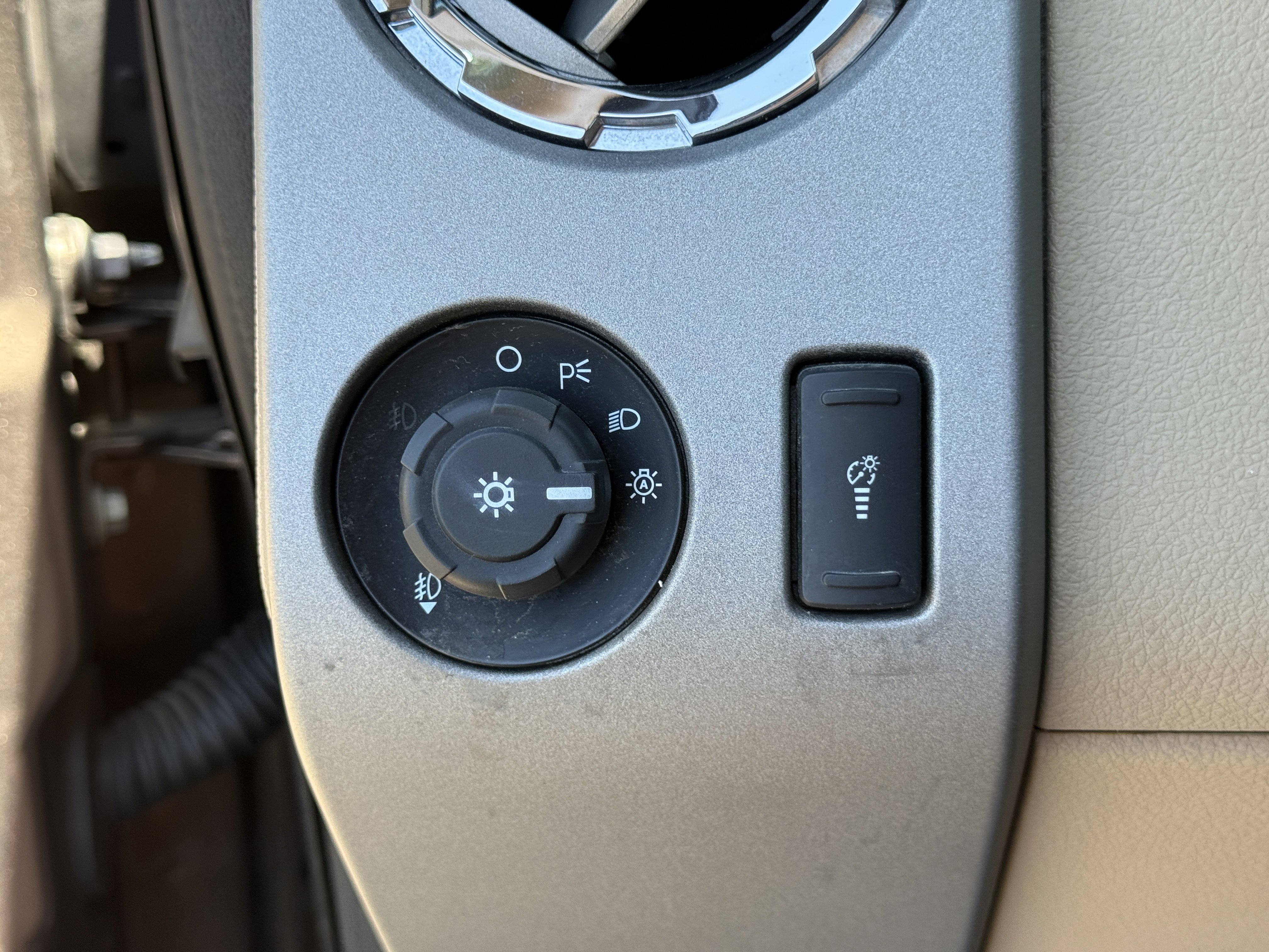 Used 2016 Ford F350 Lariat w/ Chrome Package AWD/4WD image 25