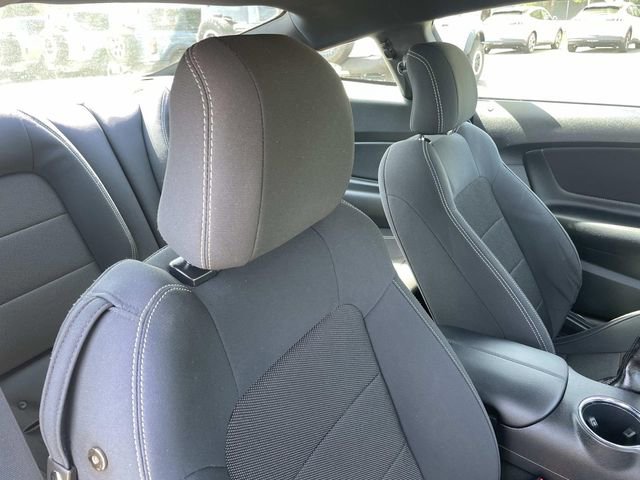 Used 2016 Ford Mustang Coupe RWD image 33