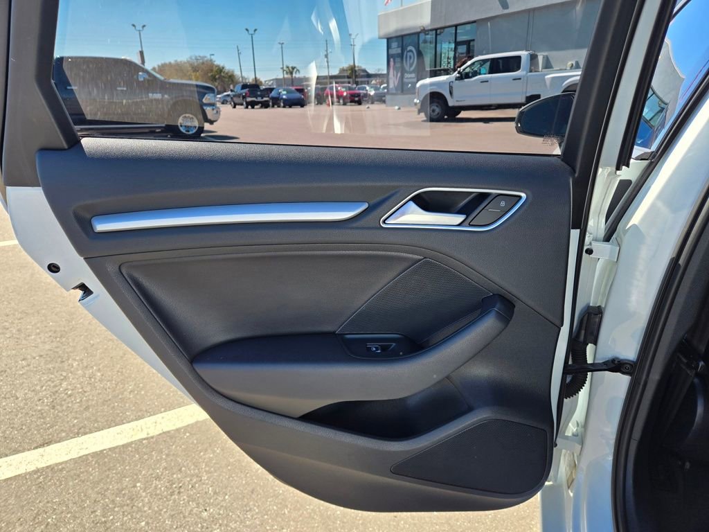 Used 2016 Audi A3 1.8T Premium image 35