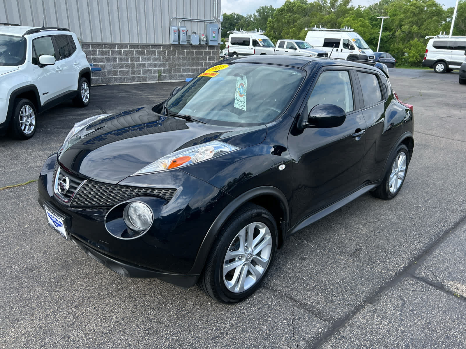 Used 2011 Nissan Juke SL AWD/4WD image 3