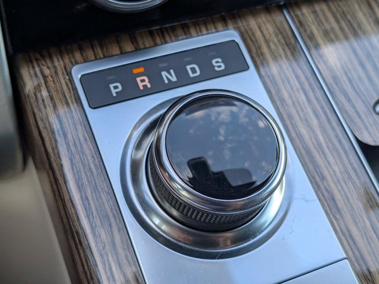 Used 2019 Land Rover Range Rover Supercharged AWD/4WD image 21