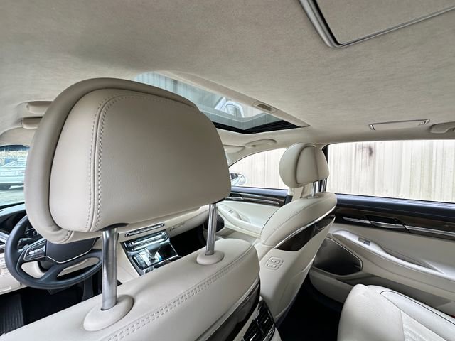 Used 2017 Genesis G90 5.0 Ultimate image 40