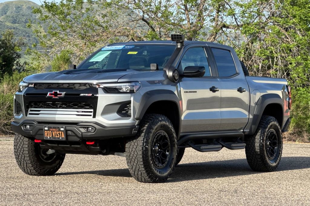Certified 2024 Chevrolet Colorado ZR2 w/ ZR2 Bison Edition AWD/4WD image 8