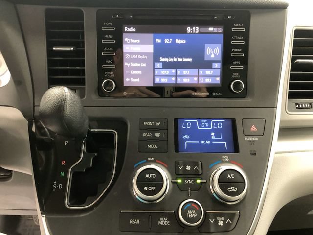 Used 2018 Toyota Sienna LE AWD/4WD image 20