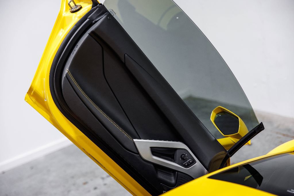 Used 2013 Lamborghini Aventador LP 700-4 image 11