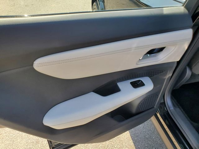Certified 2023 Nissan Ariya FWD image 11