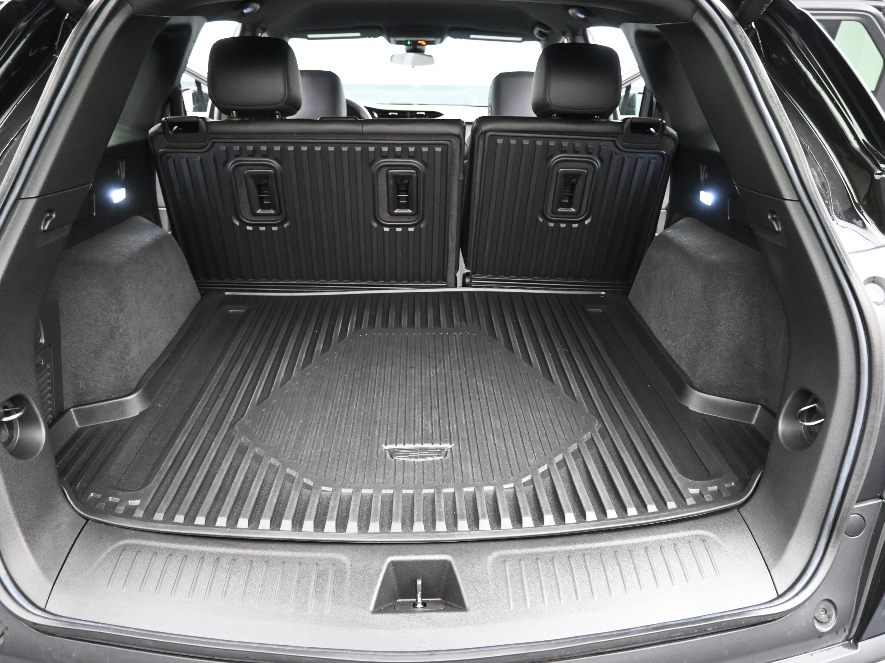 Used 2024 Cadillac XT5 Luxury w/ LPO, Floor Liner Package image 15