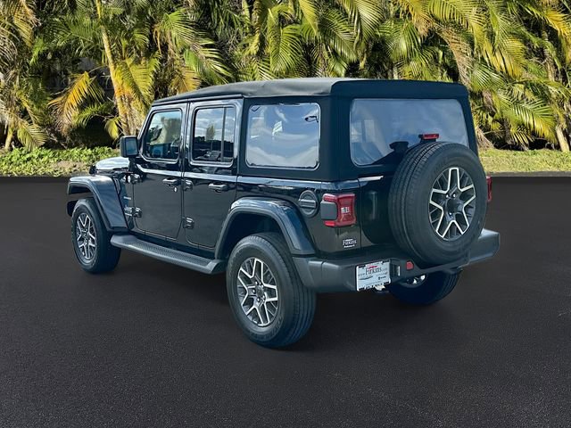Used 2024 Jeep Wrangler Unlimited Sahara w/ Technology Group AWD/4WD image 7