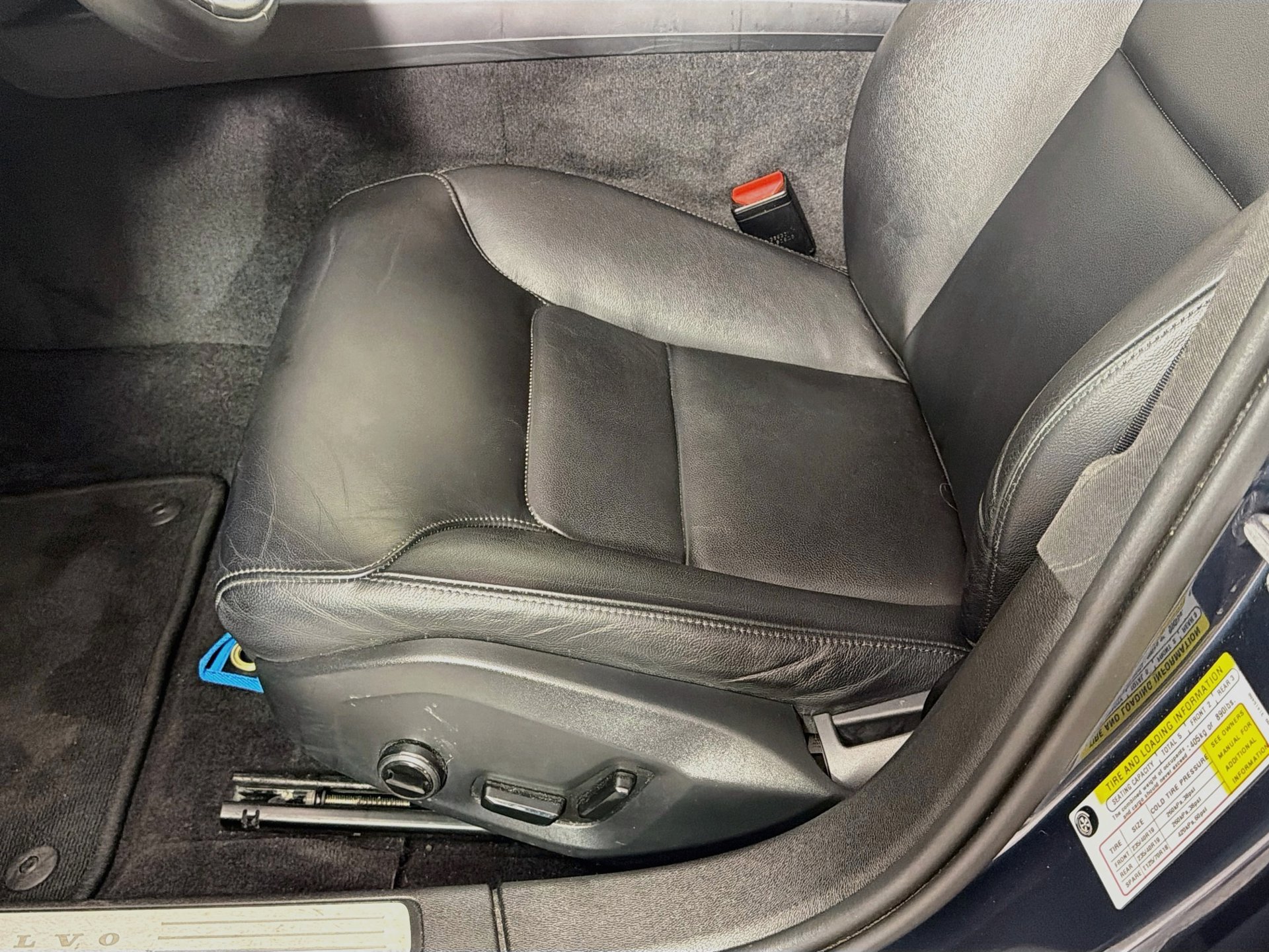 Used 2019 Volvo S60 T5 Momentum w/ Multimedia Package FWD image 20
