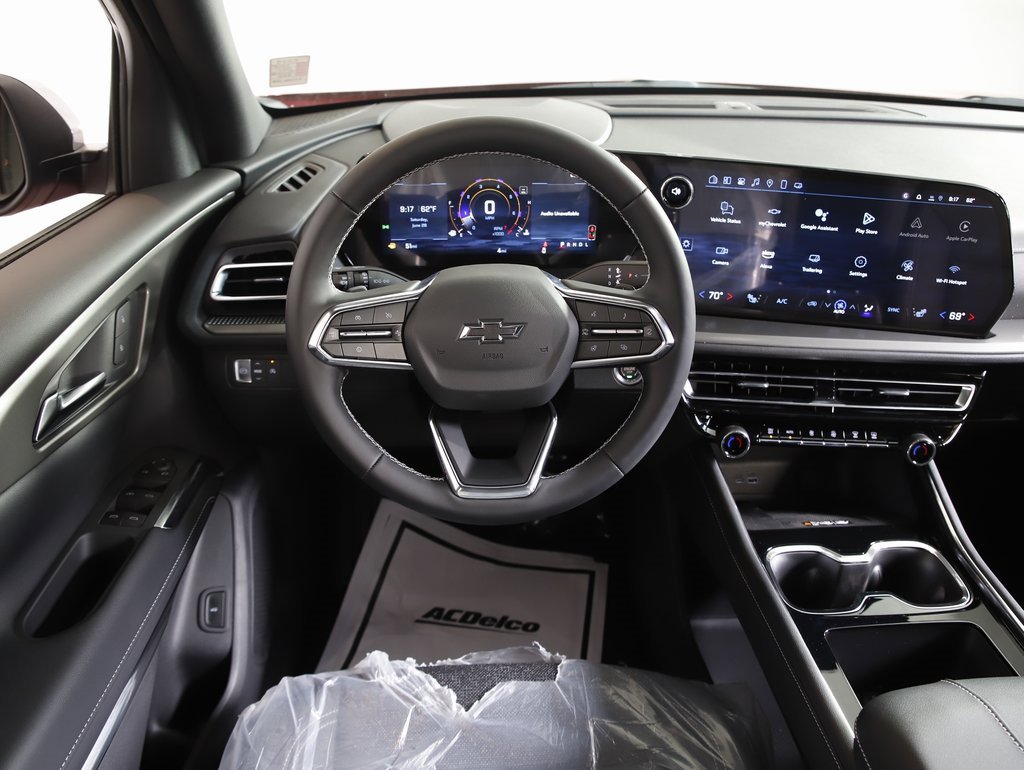 New 2025 Chevrolet Traverse LT w/ Midnight/Sport Edition image 14