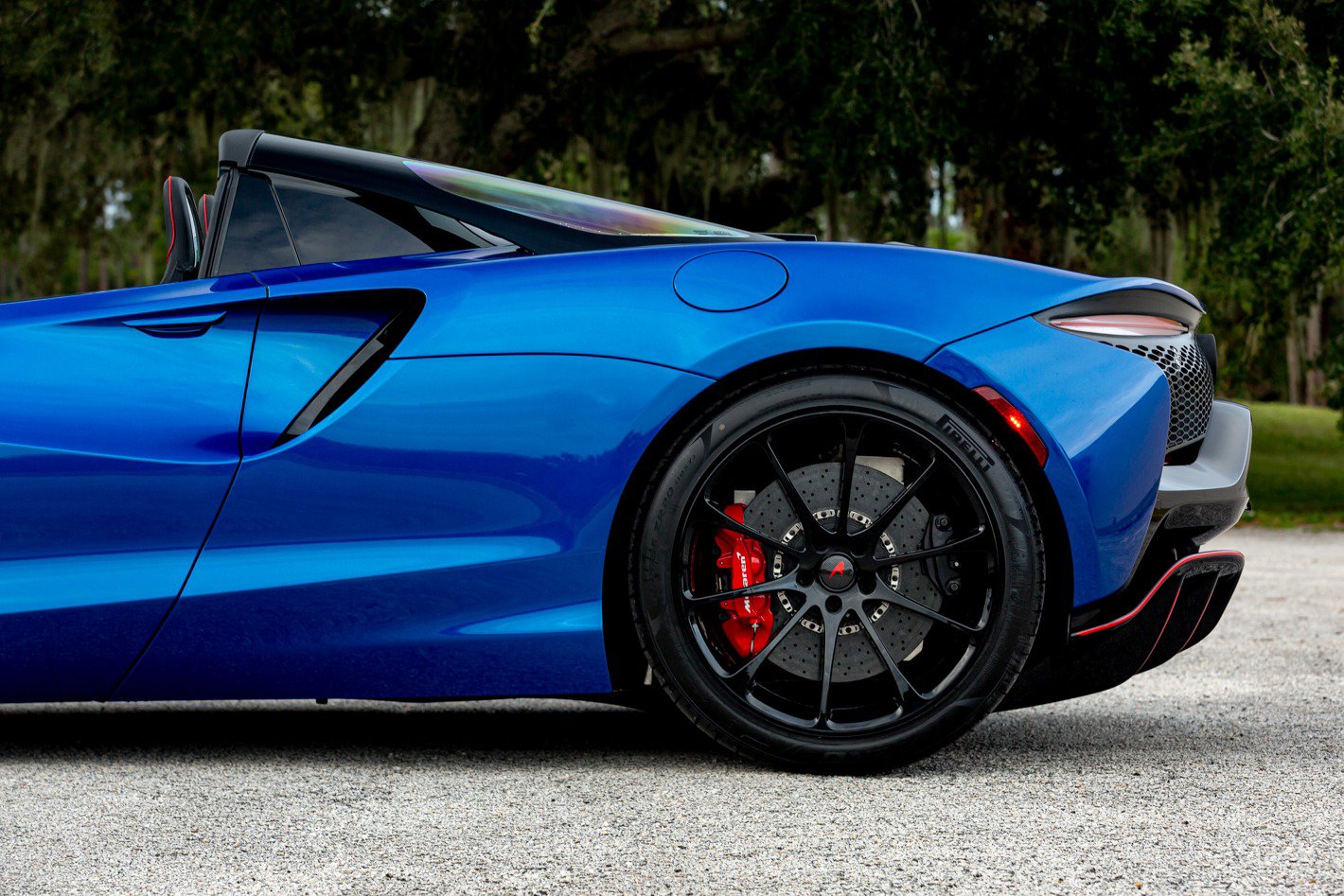 New 2025 McLaren Artura Spider image 8